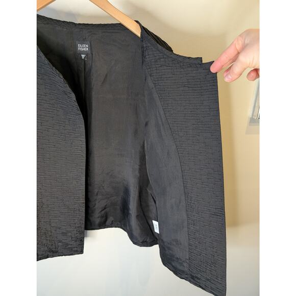 EILEEN FISHER Size XS Black  ~ 100% Silk ~ Pleated Blazer - Picture 8 of 10